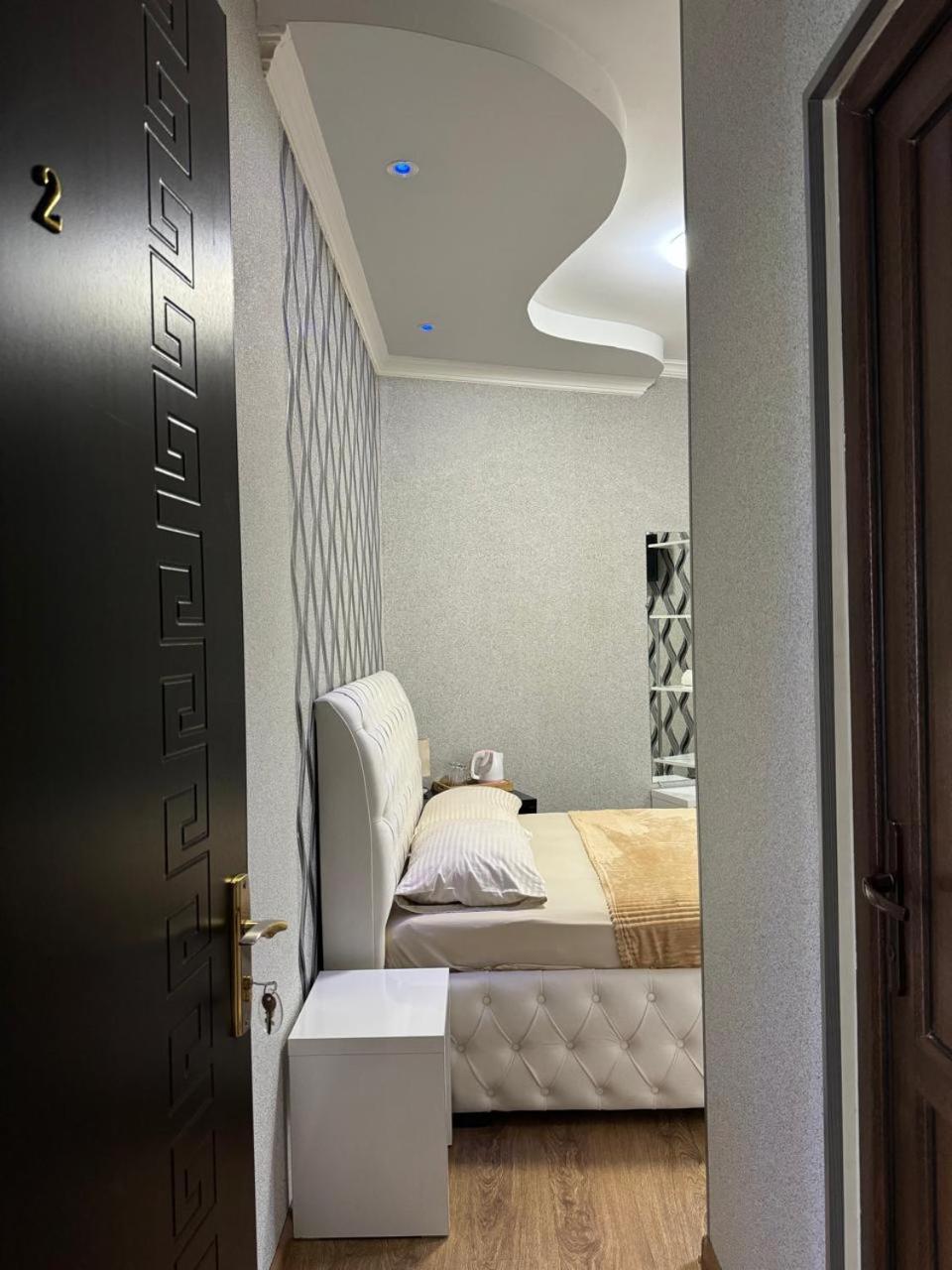 Aisi Kutaisi Hotel Luaran gambar
