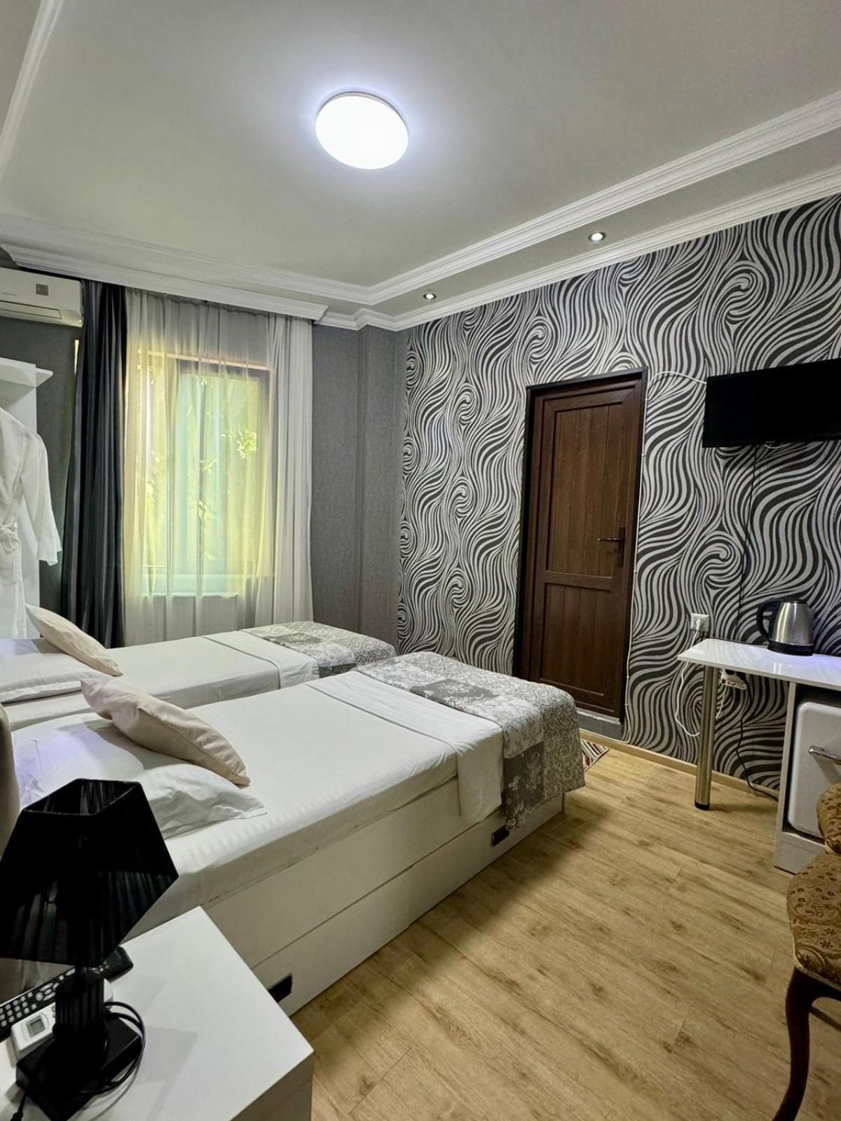 Aisi Kutaisi Hotel Luaran gambar