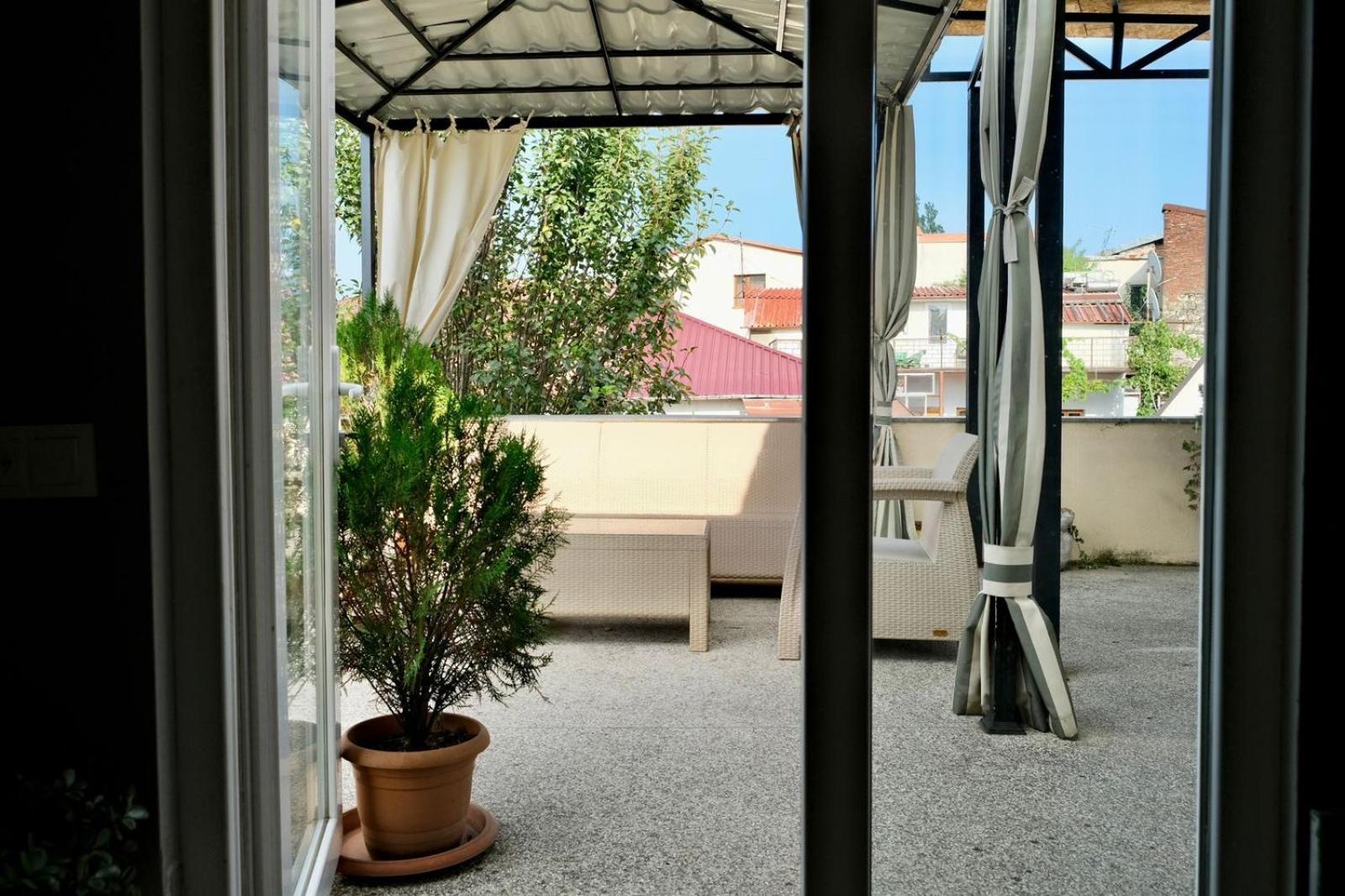 Aisi Kutaisi Hotel Luaran gambar